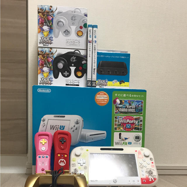 Wii U(ウィーユー)のwii U 本体セット エンタメ/ホビーのゲームソフト/ゲーム機本体(家庭用ゲーム機本体)の商品写真