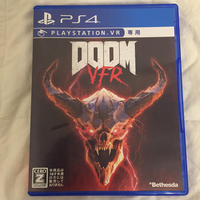 PlayStation VR(プレイステーションヴィーアール)のDOOM PSVR 美品 エンタメ/ホビーのゲームソフト/ゲーム機本体(家庭用ゲーム機本体)の商品写真