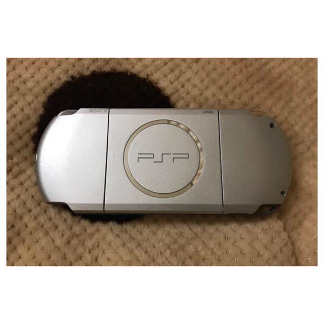 PlayStation Portable(プレイステーションポータブル)のPSP 本体 エンタメ/ホビーのゲームソフト/ゲーム機本体(携帯用ゲーム機本体)の商品写真