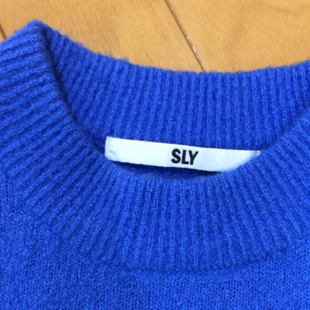 SLY(スライ)のSLYブルーのニット レディースのトップス(ニット/セーター)の商品写真