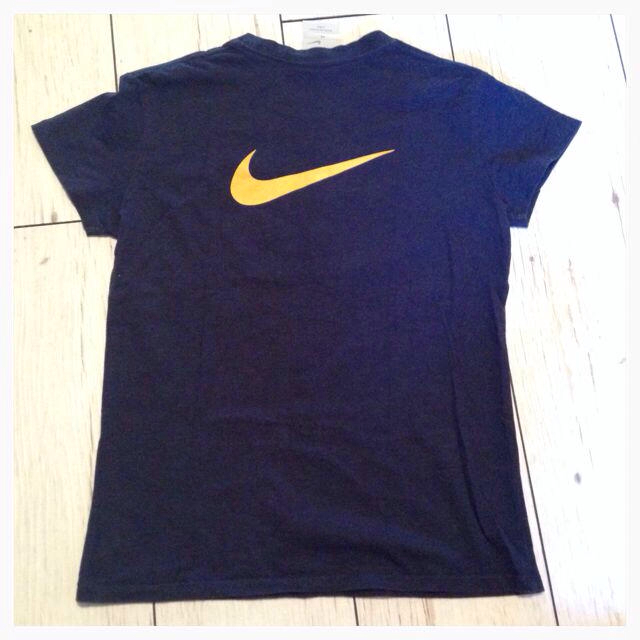 NIKE(ナイキ)のNIKE Tシャツ レディースのトップス(Tシャツ(半袖/袖なし))の商品写真