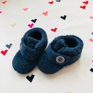 アグ(UGG)のugg ベビーシューズ ネイビー ボア 13cm(その他)