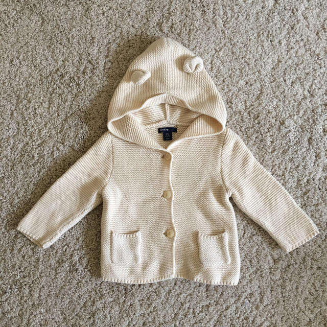 babyGAP(ベビーギャップ)のBaby gap ニットアウタークマ耳 キッズ/ベビー/マタニティのベビー服(~85cm)(ジャケット/コート)の商品写真