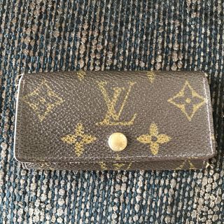 ルイヴィトン(LOUIS VUITTON)のLOUIS  VUITTONキーケース(キーケース)