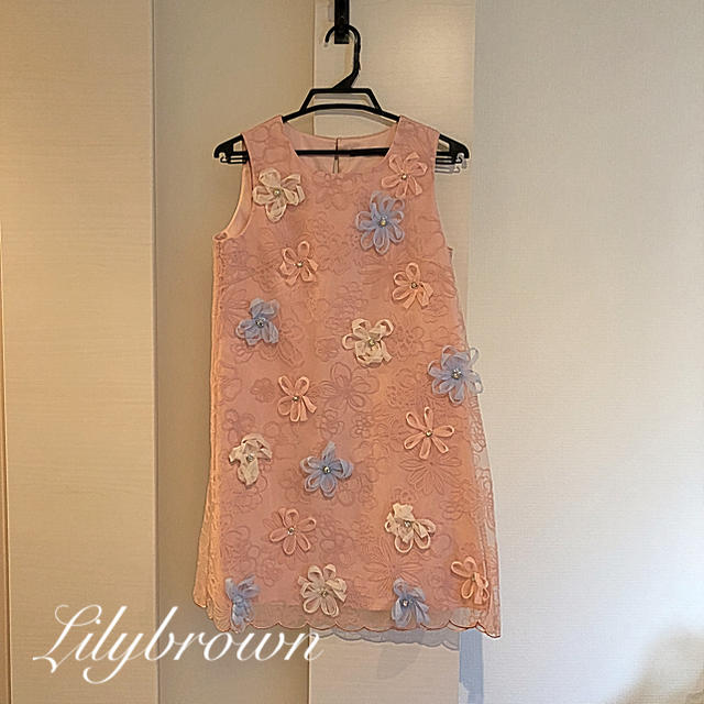 Lilybrown☆フラワーワンピ☆新品タグ付き