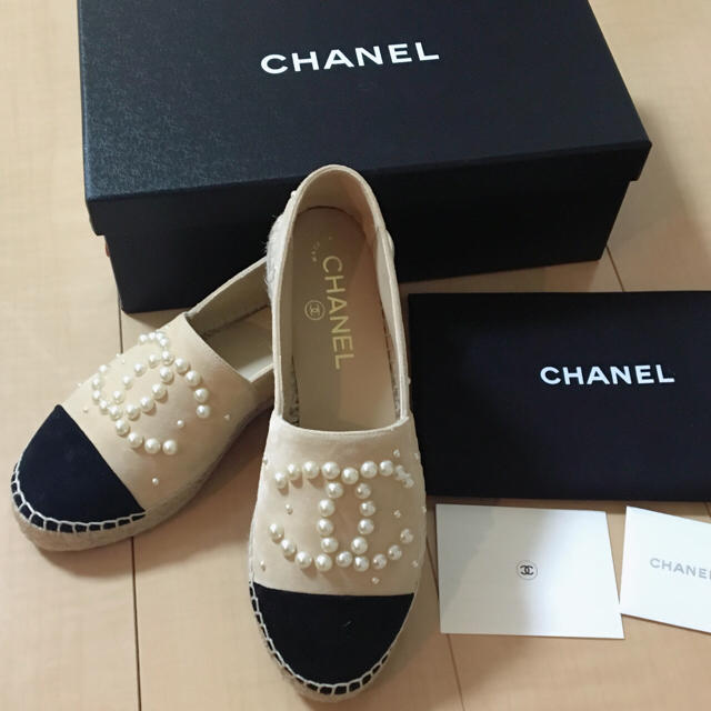 CHANEL(シャネル)の☆CHANEL 新品 エスパドリーユ 36☆ レディースの靴/シューズ(スリッポン/モカシン)の商品写真