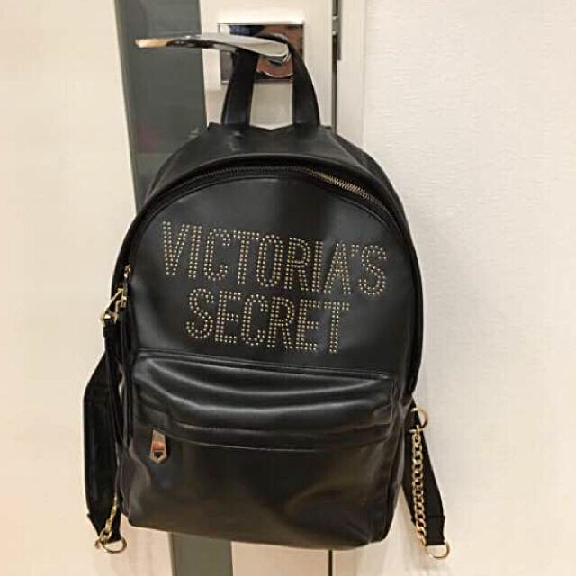 Victoria's Secret(ヴィクトリアズシークレット)の新品☆VICTORIA'S SECRET大人気リュック☆ レディースのバッグ(リュック/バックパック)の商品写真