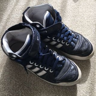 アディダス(adidas)のadidas(スニーカー)