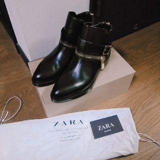 ザラ(ZARA)の新品/ZARA/ショートブーツ/ZARAブーツ/牛革(ブーツ)