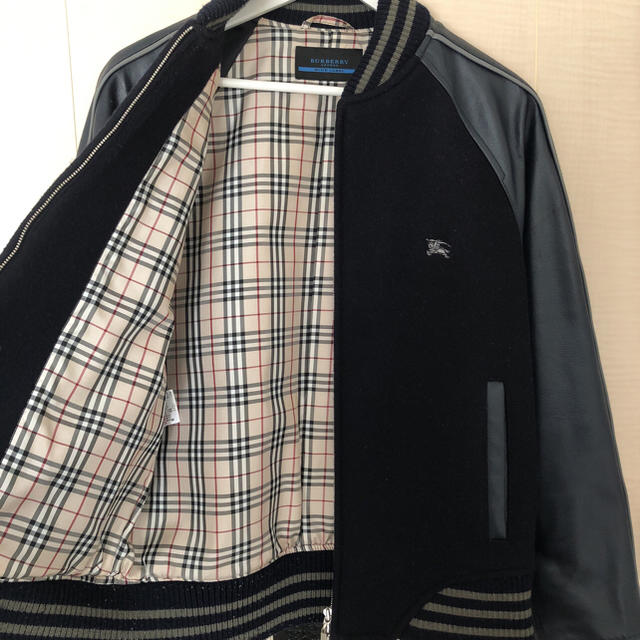 BURBERRY BLACK LABEL(バーバリーブラックレーベル)の値下げ！美品  希少 バーバリースタジャン ブラレ ブルレ メンズのジャケット/アウター(スタジャン)の商品写真