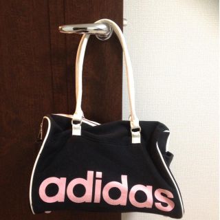 アディダス(adidas)の値下げ！adidas♡バッグ美品(ボストンバッグ)