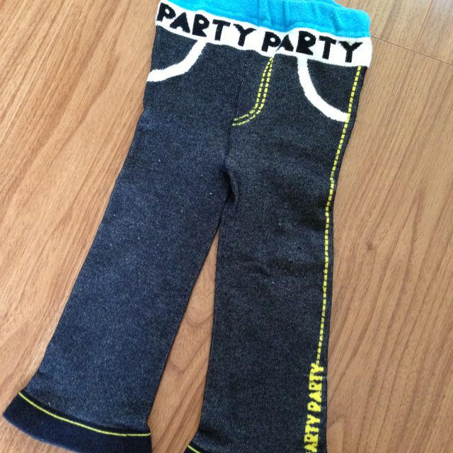 PARTYPARTY(パーティーパーティー)のPARTYPARTY スパッツ キッズ/ベビー/マタニティのキッズ服男の子用(90cm~)(その他)の商品写真