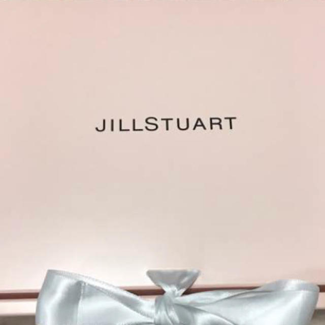 JILLSTUART(ジルスチュアート)の値下げ！新品 ジルスチュアート タオルセット フェイスタオル ハンドタオル インテリア/住まい/日用品の日用品/生活雑貨/旅行(タオル/バス用品)の商品写真