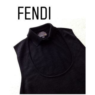 フェンディ(FENDI)のFENDI 正規品　ウールシルク 小襟  ニット ブラック　フェンディ(ニット/セーター)