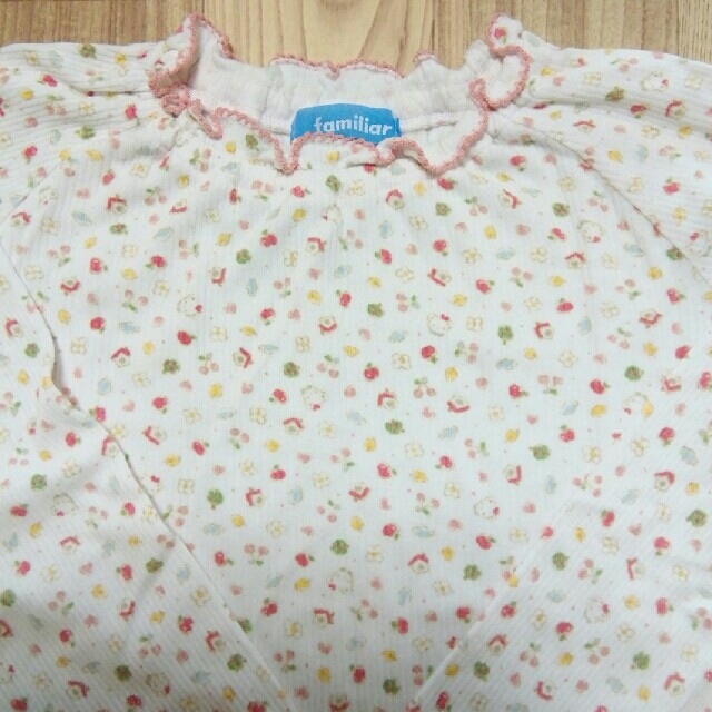 familiar(ファミリア)のfamiliarロンT110cm キッズ/ベビー/マタニティのキッズ服女の子用(90cm~)(Tシャツ/カットソー)の商品写真