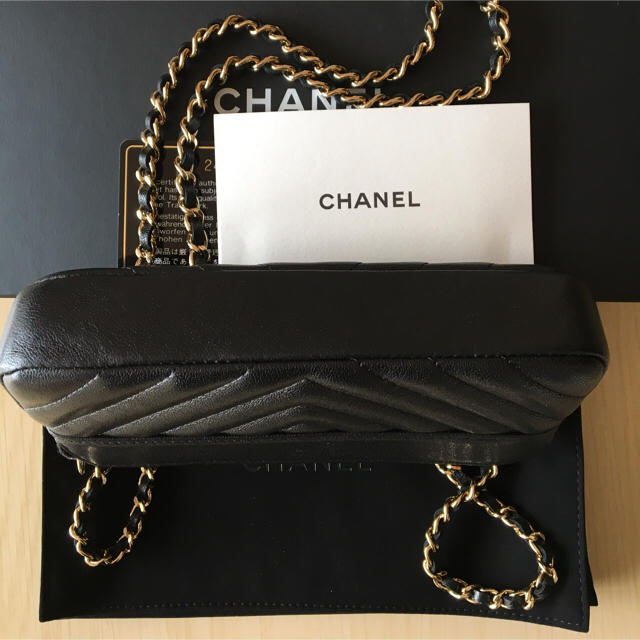 CHANEL(シャネル)のシャネル チェーンウォレット レディースのバッグ(ショルダーバッグ)の商品写真