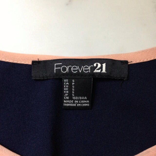 FOREVER 21(フォーエバートゥエンティーワン)のSALE!! Forever21☆ワンピ レディースのワンピース(ひざ丈ワンピース)の商品写真