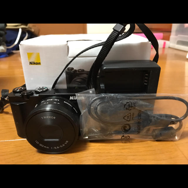 NIKON1 j5