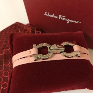 サルヴァトーレフェラガモ(Salvatore Ferragamo)のフェラガモ♡ブレスレット(ブレスレット/バングル)