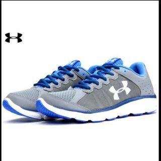 アンダーアーマー(UNDER ARMOUR)のお値下げ！新品未使用☆UNDER ARMOUR ランニングシューズ(スニーカー)