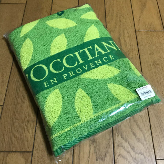 L'OCCITANE(ロクシタン)の【ロクシタン】バスタオル ☆グリーン インテリア/住まい/日用品の日用品/生活雑貨/旅行(タオル/バス用品)の商品写真