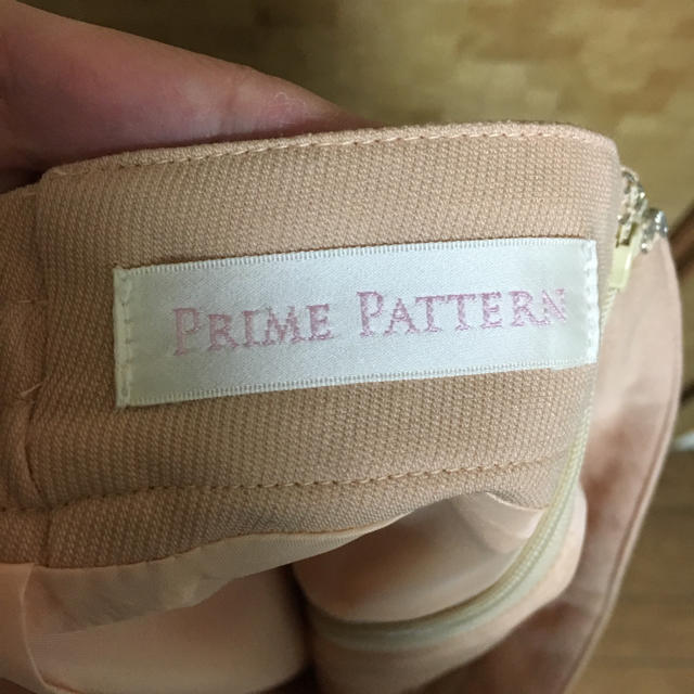 PRIME PATTERN(プライムパターン)の美品♡プライム パターン♡ ベージュ ブラウン フリル付き スカート♡ レディースのスカート(ひざ丈スカート)の商品写真