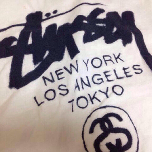 STUSSY(ステューシー)のステューシー  Tシャツ  値下げ！！ レディースのトップス(Tシャツ(半袖/袖なし))の商品写真