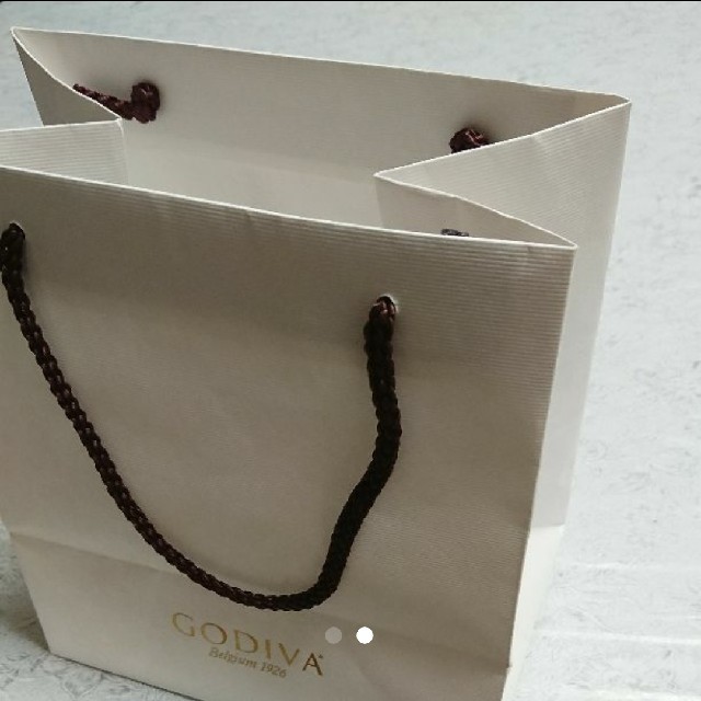 ゴディバ 紙袋 レディースのバッグ(ショップ袋)の商品写真