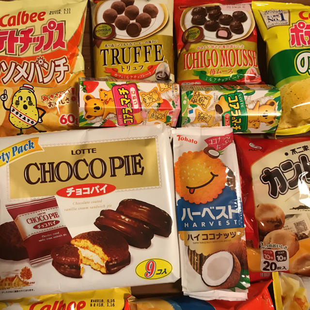 お菓子詰め合わせ 食品/飲料/酒の食品(菓子/デザート)の商品写真