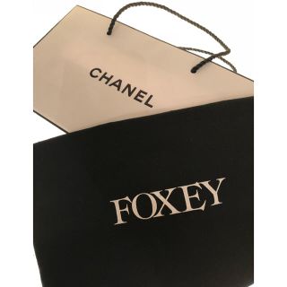 フォクシー(FOXEY)のCHANELペーパーバッグ＆FOXEY布巾着♡(その他)