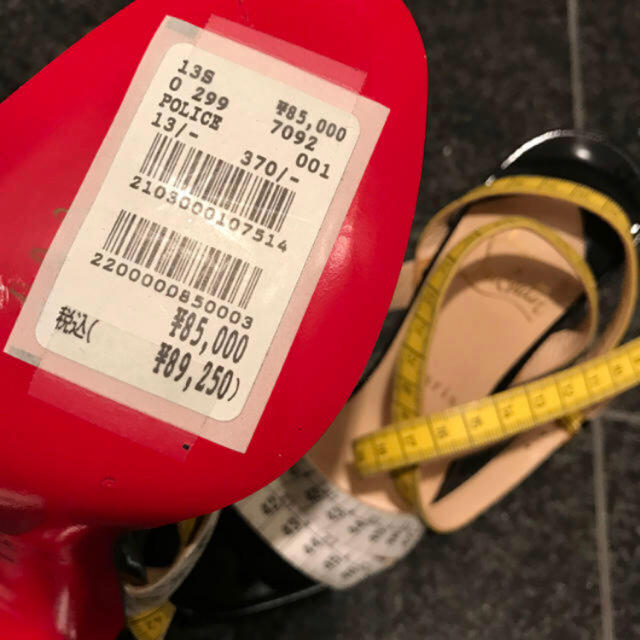 Christian Louboutin(クリスチャンルブタン)のmimi様専用 レア クリスチャンルブタン メジャー サンダル レディースの靴/シューズ(サンダル)の商品写真