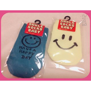 ニシマツヤ(西松屋)のおまとめ売り✨ベビーソックス 2足セット ＊Smile スマイル 10-13cm(靴下/タイツ)