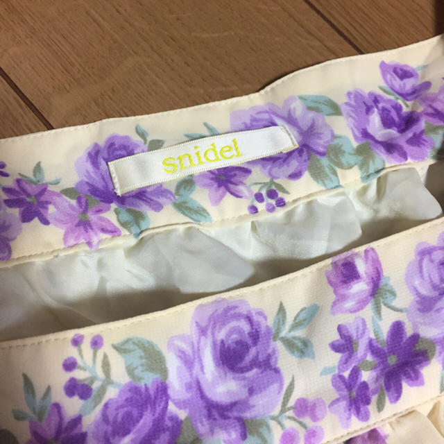 SNIDEL(スナイデル)のSnidel 花柄チュニック レディースのトップス(チュニック)の商品写真