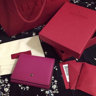 ヴァレンティノ(VALENTINO)のヴァレンティノ♥️ロックスタッズ(財布)