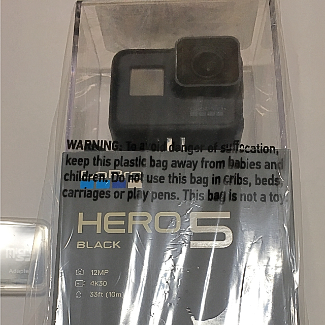 GoPro(ゴープロ)の新品未開封 GoPro ゴープロ HERO5 Black SDカード付き  スマホ/家電/カメラのカメラ(コンパクトデジタルカメラ)の商品写真