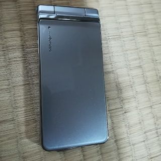 エヌティティドコモ(NTTdocomo)のNTTドコモ　P-01C 美品　説明書なし(携帯電話本体)