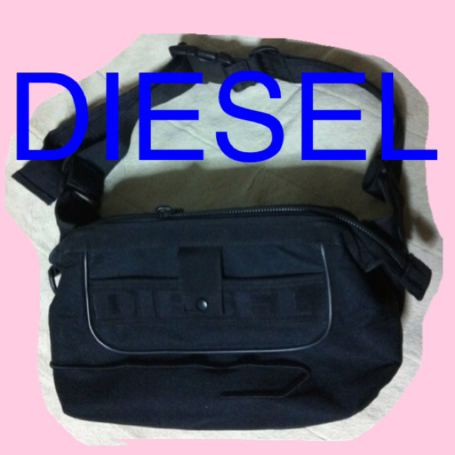 DIESEL(ディーゼル)のDIESEL ななめバッグ レディースのバッグ(ボディバッグ/ウエストポーチ)の商品写真