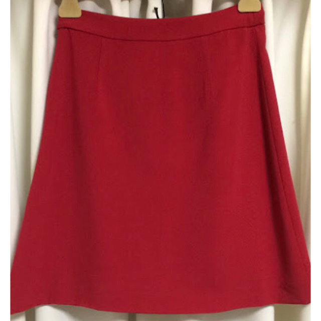 miu miu ????台形スカート 赤38 - ひざ丈スカート