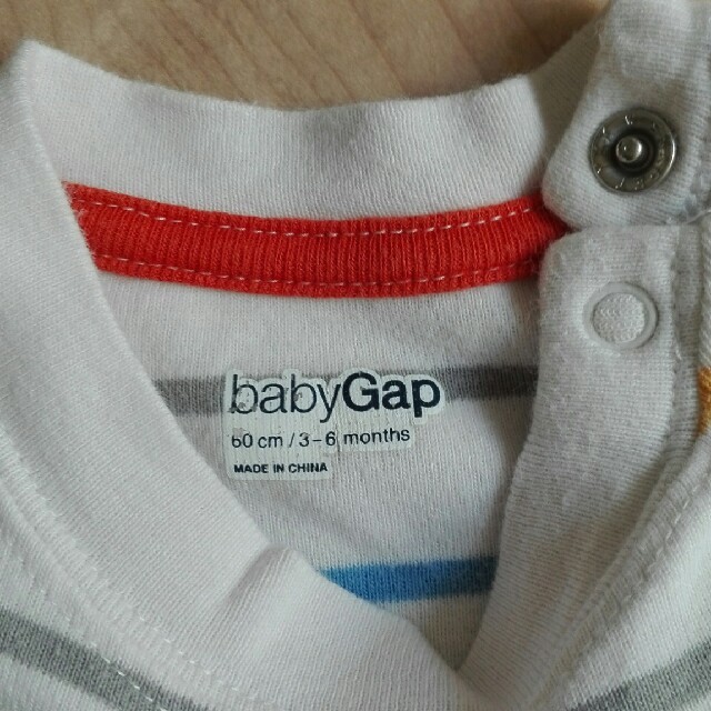 babyGAP(ベビーギャップ)の半袖ロンパース　baby GAP 60 キッズ/ベビー/マタニティのベビー服(~85cm)(ロンパース)の商品写真