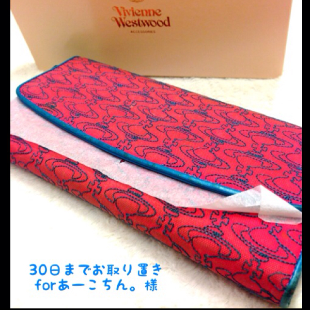Vivienne Westwood(ヴィヴィアンウエストウッド)のヴィヴィアン長財布 レディースのファッション小物(財布)の商品写真