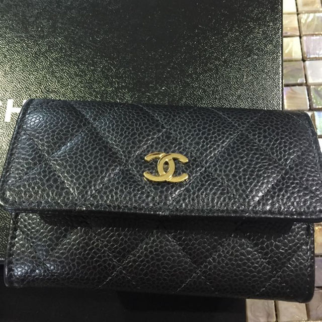 CHANEL(シャネル)のシャネル コインケース キャビアスキン レディースのファッション小物(コインケース)の商品写真