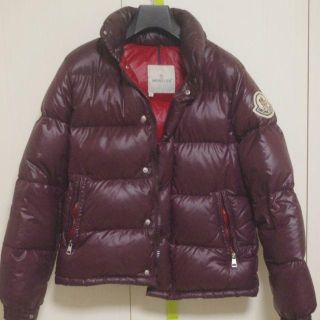 モンクレール(MONCLER)の【最終超！値下】モンクレール　ダウンジャケット　深みのあるワインレッド　正規品(ダウンジャケット)