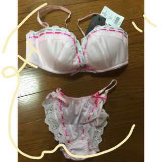 ラヴィジュール(Ravijour)のRavijour👙💕✨ピンクブラ＆ｼｮｰﾂセット💖(ブラ&ショーツセット)