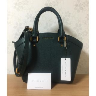 チャールズアンドキース(Charles and Keith)のCharles&Keith ショルダーバッグ(ショルダーバッグ)