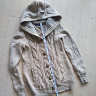 BURBERRY(ニットコート)のフリマアイテム一覧 BURBERRY(ニットコート)のフリマアイテム一覧