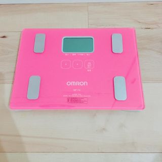 オムロン(OMRON)のあず様専用☆   OMRON 体重計 ピンク(体重計)