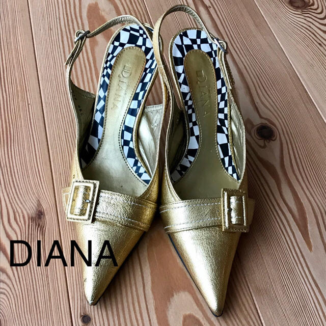 DIANA(ダイアナ)の海水魚様専用☆DIANA ダイアナ ストラップ サンダル 21.5cm レディースの靴/シューズ(ハイヒール/パンプス)の商品写真