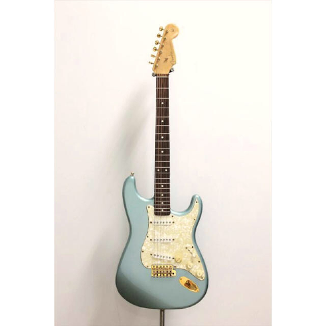 Fender(フェンダー)のfender custom shop ストラトキャスター 値下げしました 楽器のギター(エレキギター)の商品写真