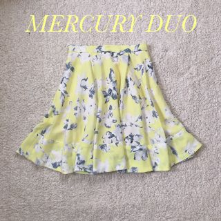 マーキュリーデュオ(MERCURYDUO)の試着のみ マーキュリーデュオ 花柄スカート(ひざ丈スカート)