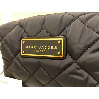 新品未使用　MARC JACOBS コスメポーチ